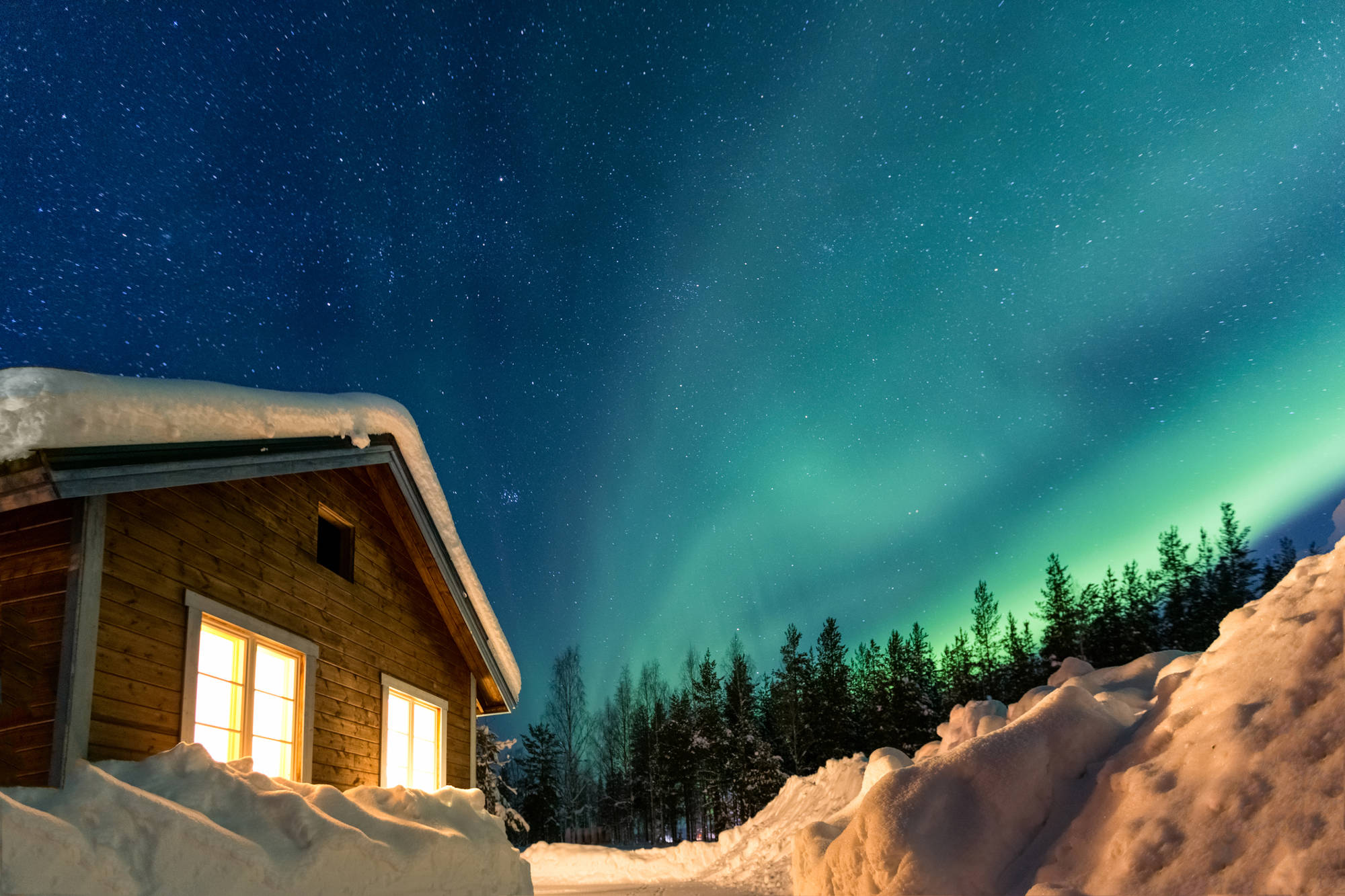 Auroras boreales en España: por qué han aparecido y dónde ver las 6 más  bonitas, según dice National Geographic